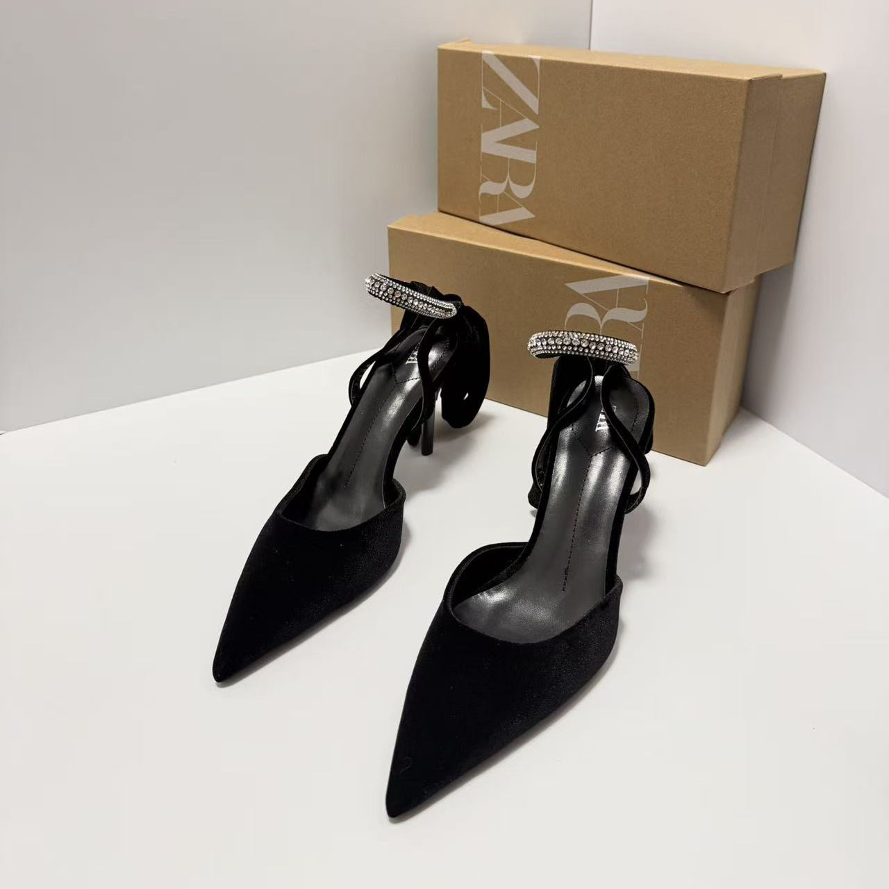 ZA2026 Full Sky Diamond Black Velvet Fine High Heels with Pointed Shallow Mouth Bow Strap Elegant High Heels