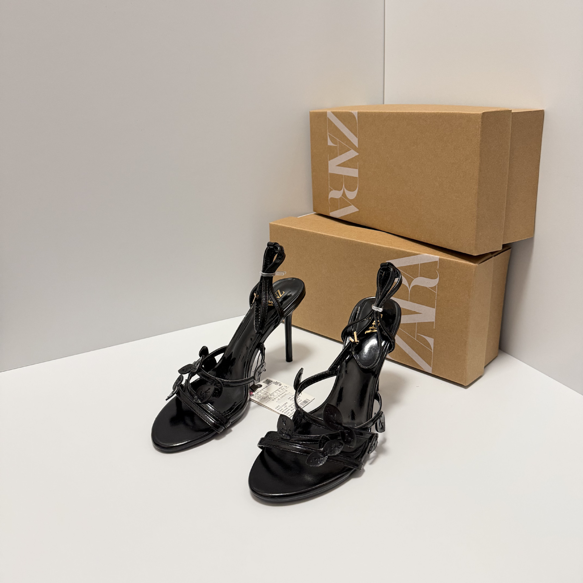 ZA2025 summer new French niche black high-heeled sandals fairy shoes temperament black matching skirt