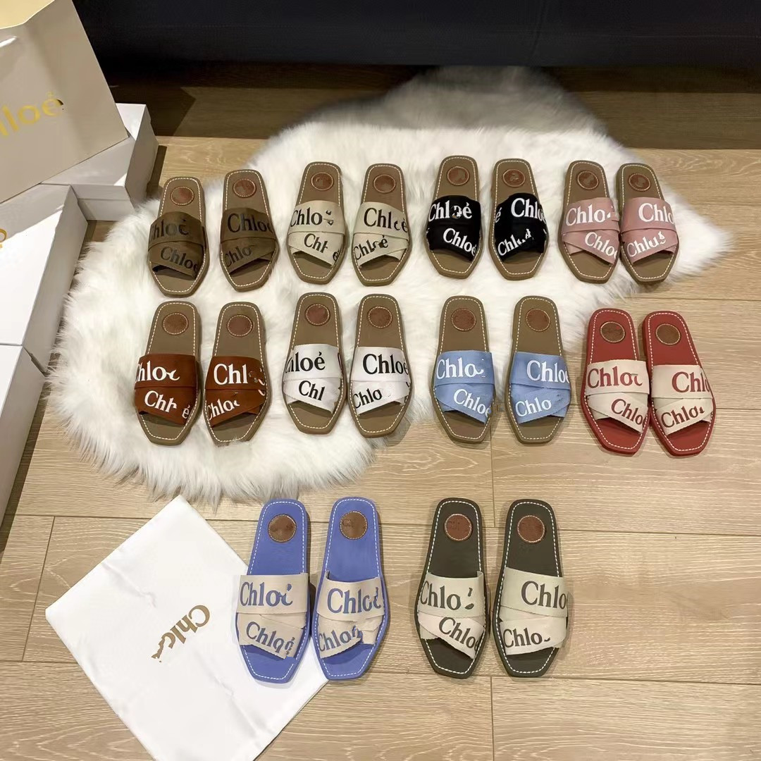 Letter slippers women's outdoor wear 2024 summer new fashionable and versatile girl heart ins trendy beach thick bottom cool drag women