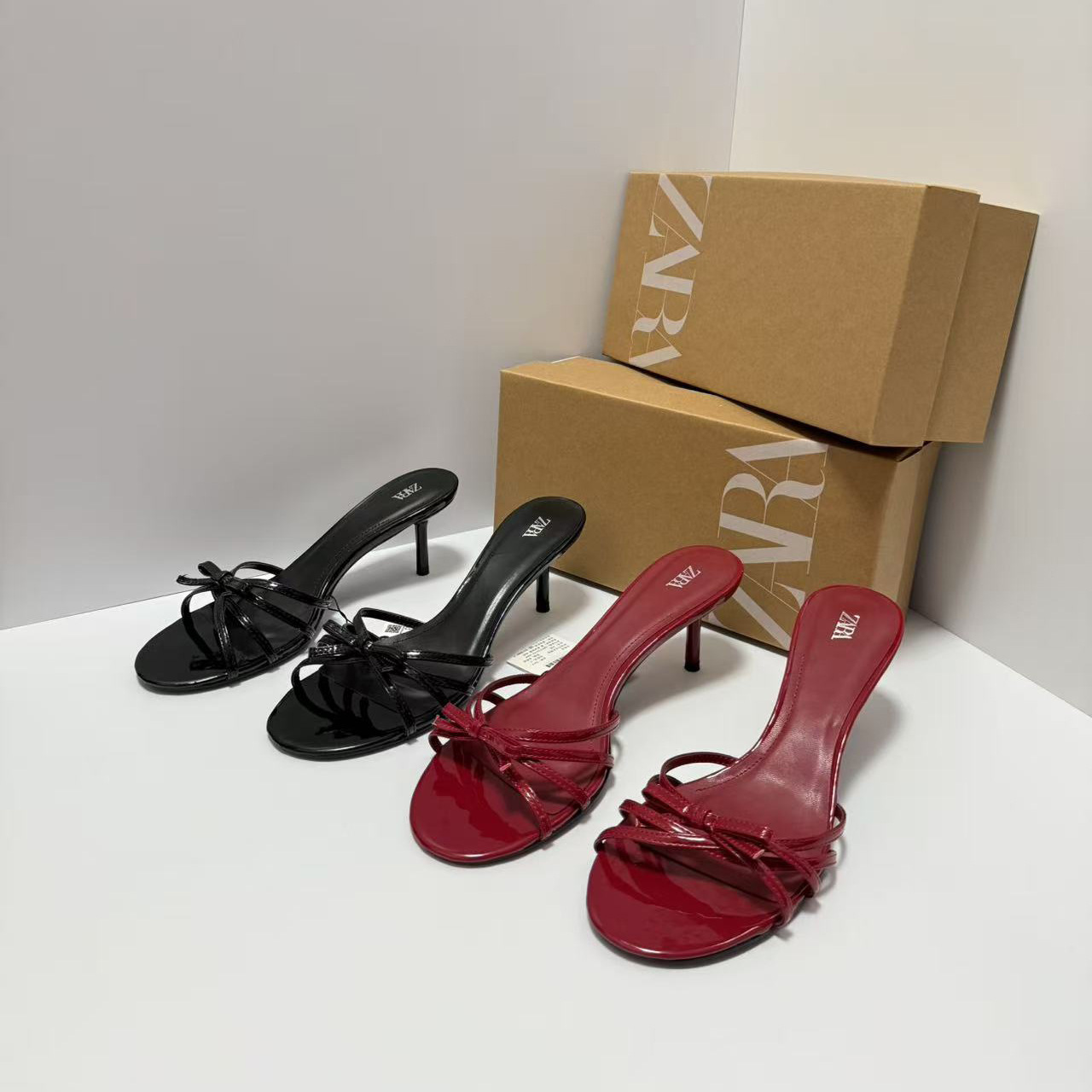 ZA2025 Summer New French Red Elegant Temperament Strap Bow High Heels Lacquer Leather Dew Toe Cool Slippers