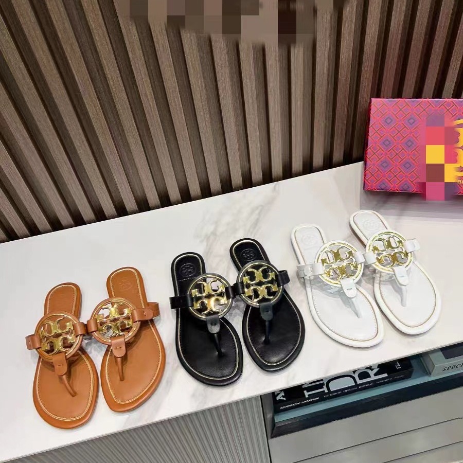 2024 new foreign trade sandals, women's outdoor wear, clip toe beach shoes, fashionable women's shoes, anti slip flip flops, flat sandals