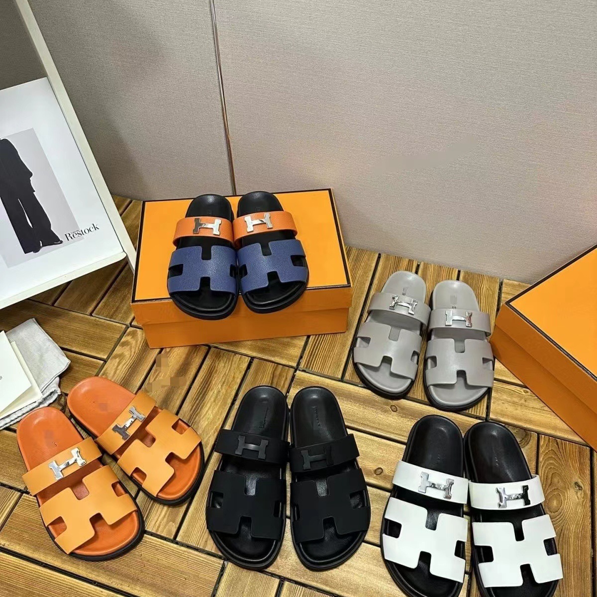 Summer New Couple Metal Buckle Casual Thick Bottom Second Uncle Slippers Women's Fashion Outerwear Exposed Toe Beach Sandals Women