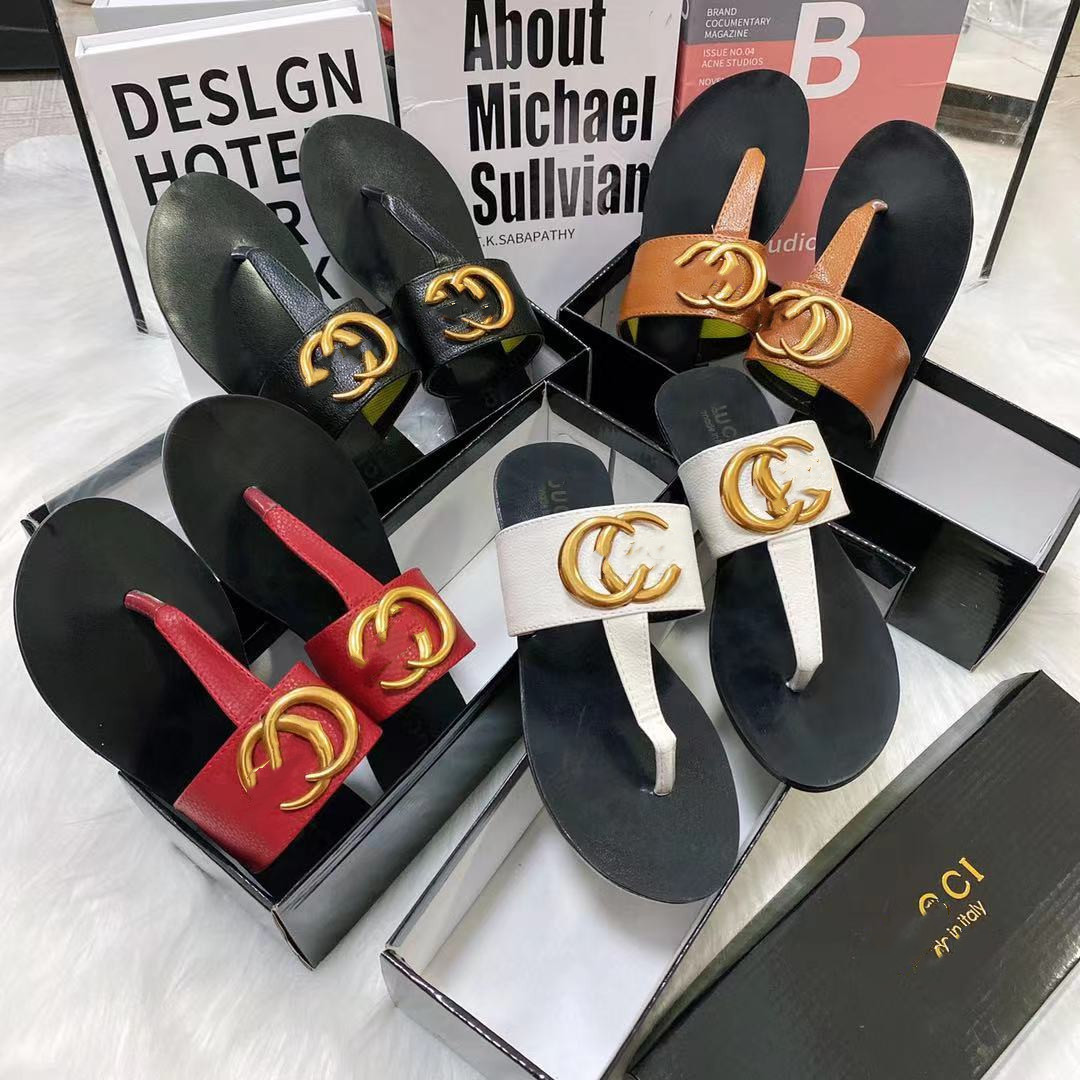 2022 European and American fashion women's sandals in stock GG hardware decoration flip flops summer flat shoes