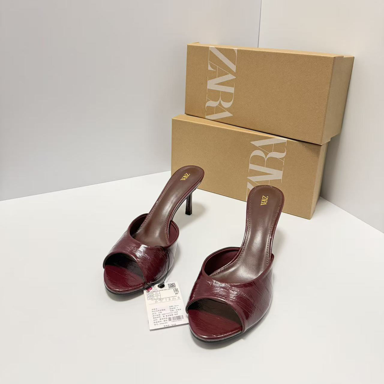 ZA2026 Winter New Women's Shoes Fashionable and Minimally Pointed Toed Open toed Cool Slippers for Women, Straight Heels, High Heels, Sandals for Women