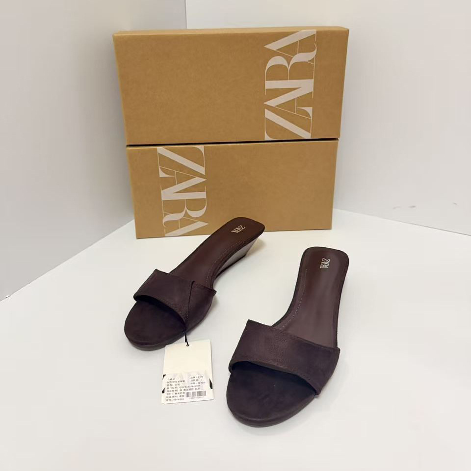 ZA Home 2026 New Black Slope Heels Thick Bottom Suede Strap Non tiring Shoes Fashionable Outerwear Sandals
