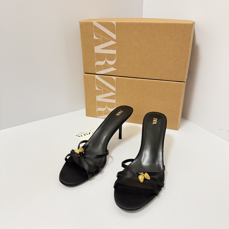 ZA Cross border Foreign Trade Factory Spot High Heels Women's 2026 New Sandals Black Fine Heels Gold Strawberry Open toed Slippers