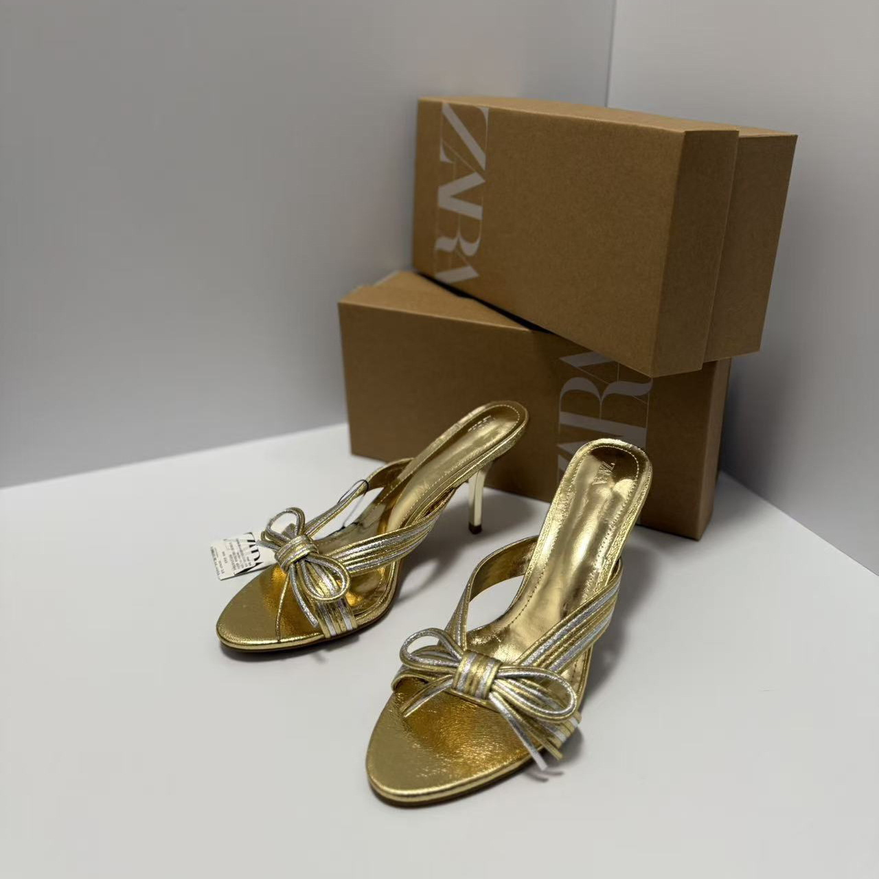 ZA2025 Twisted Flower Weaving Slippers Spring and Summer New Style Round Head, Open Toe, Straight Strap, Thin Heel, Fashionable High Heel Slippers New Style