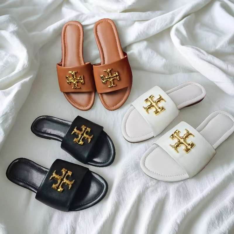 Foreign Trade 2025 New Genuine Leather Retro Metal Buckle Decoration Cool Dragging Women's Summer Outerwear Beach Flat Bottom One Word Beach Slippers