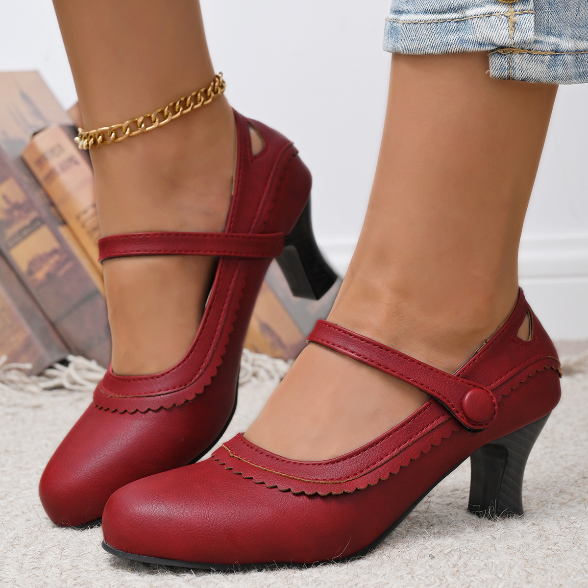 Oversized Cross border High Heels for Women 2025 Retro Round Head One Button Single Shoes for Women Thick Heels Mary Jane Women's Shoes Oversized Cross border High Heels for Women 2025 Retro Round Head One Button Single Shoes for Women Thick Heels Mary Jane Women's Shoes