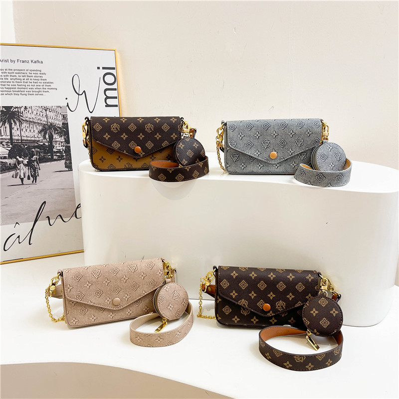 Foreign Trade Cross border Mother and Child Envelope Bag for Women 2026 New Vintage Old Flower Versatile High end Chain Shoulder Crossbody Bag Foreign Trade Cross border Mother and Child Envelope Bag for Women 2026 New Vintage Old Flower Versatile High end Chain Shoulder Crossbody Bag