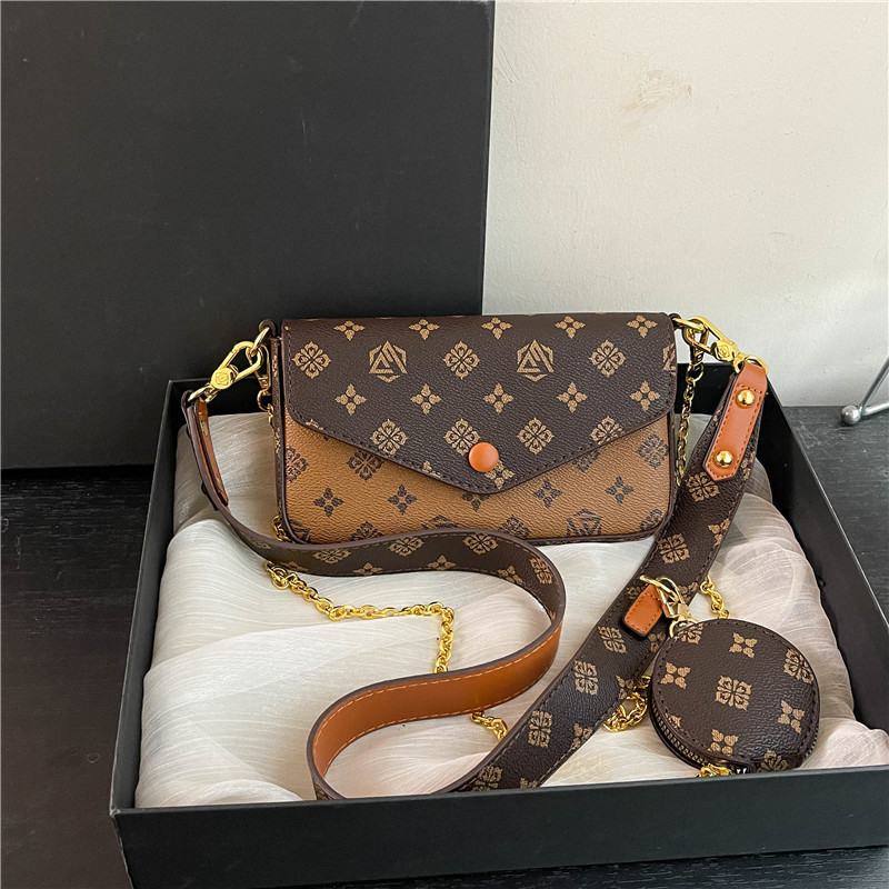 Foreign Trade Cross border Mother and Child Envelope Bag for Women 2026 New Vintage Old Flower Versatile High end Chain Shoulder Crossbody Bag Foreign Trade Cross border Mother and Child Envelope Bag for Women 2026 New Vintage Old Flower Versatile High end Chain Shoulder Crossbody Bag