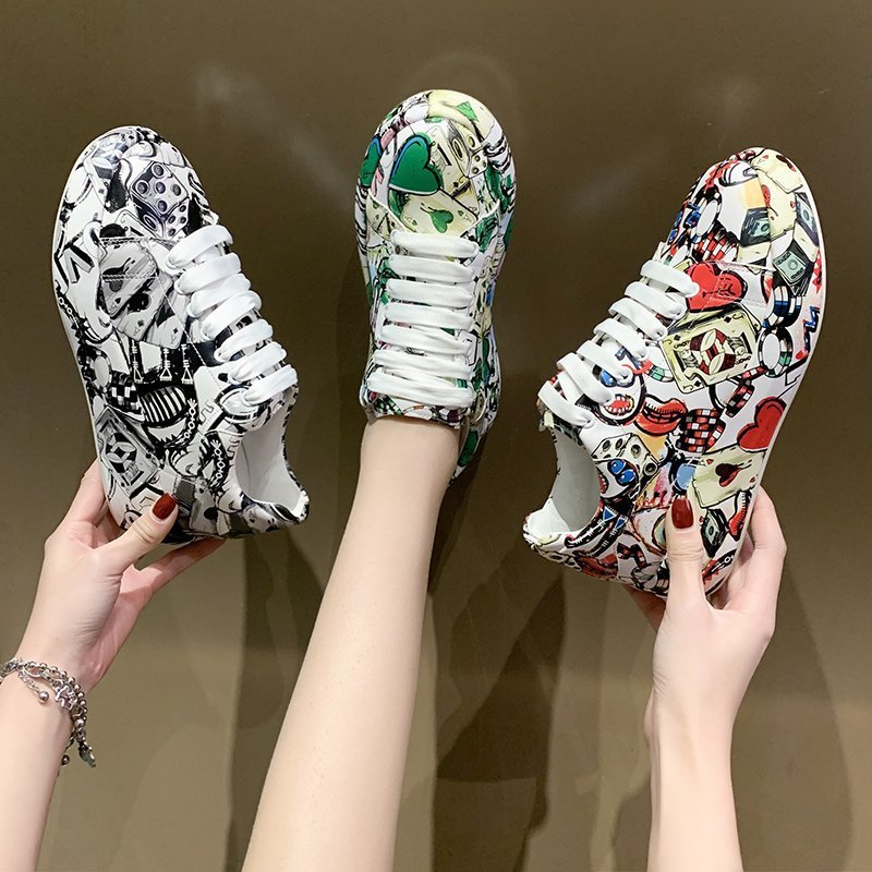 Colorful dad shoes women's fashion 2024 summer and autumn Amazon new printed graffiti foreign trade plus size casual single shoes women Colorful dad shoes women's fashion 2024 summer and autumn Amazon new printed graffiti foreign trade plus size casual single shoes women