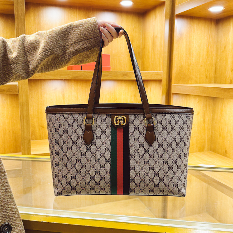Cross border 2026 New Old Flower Tote Bag Export Large Capacity Texture Single Shoulder Large Bag Cross border Mommy Bag