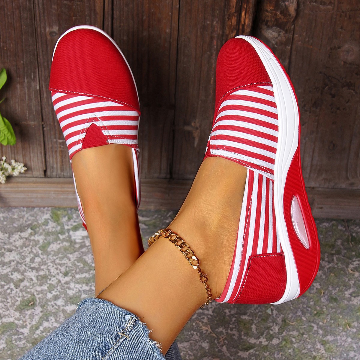 2024 summer and autumn new striped canvas shoes, casual round toe rocking shoes, comfortable mom shoes, cross-border plus size women's shoes