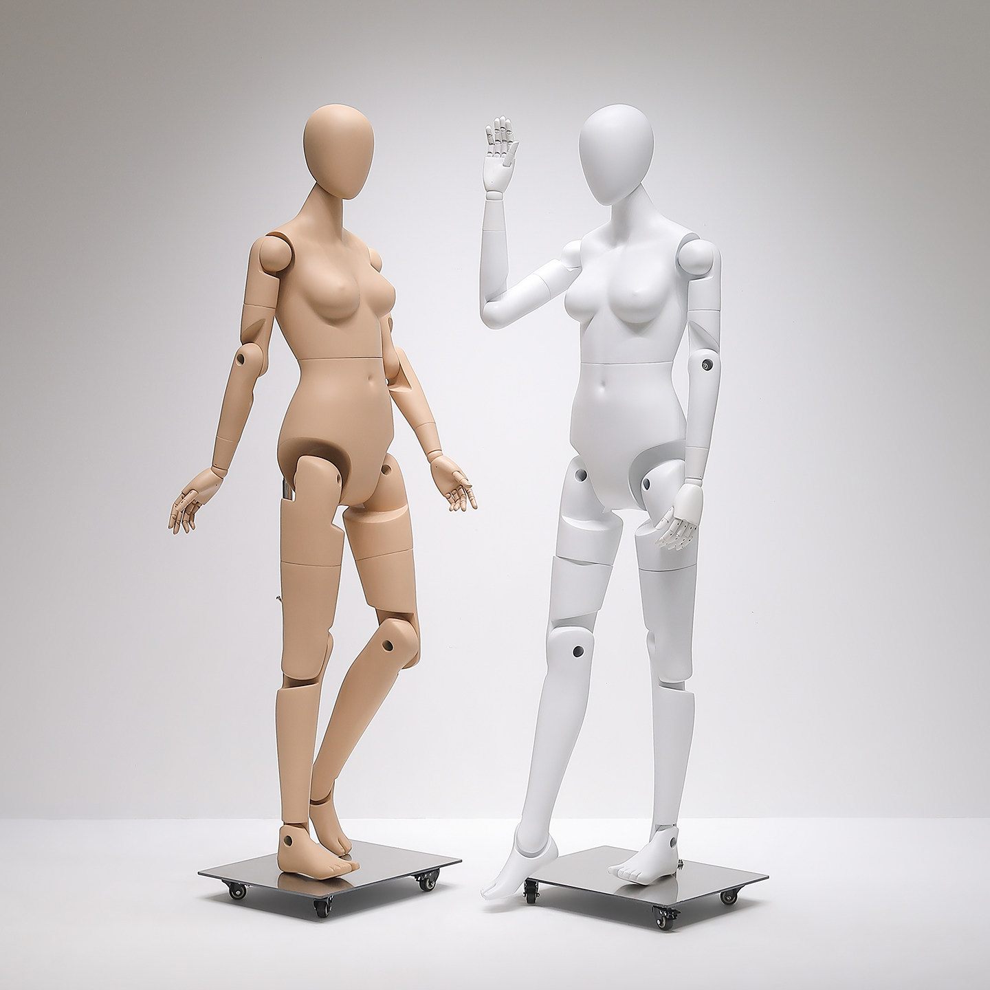 High end sports robot model props, male and female joint fake dolls, AI full body mannequin model display stand