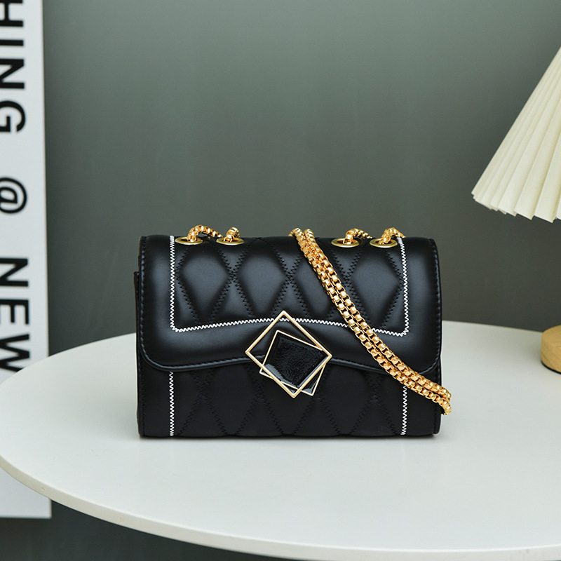 Black diamond grid bag for women in summer 2024, fashionable and versatile chain shoulder bag, temperament crossbody handbag, sequins