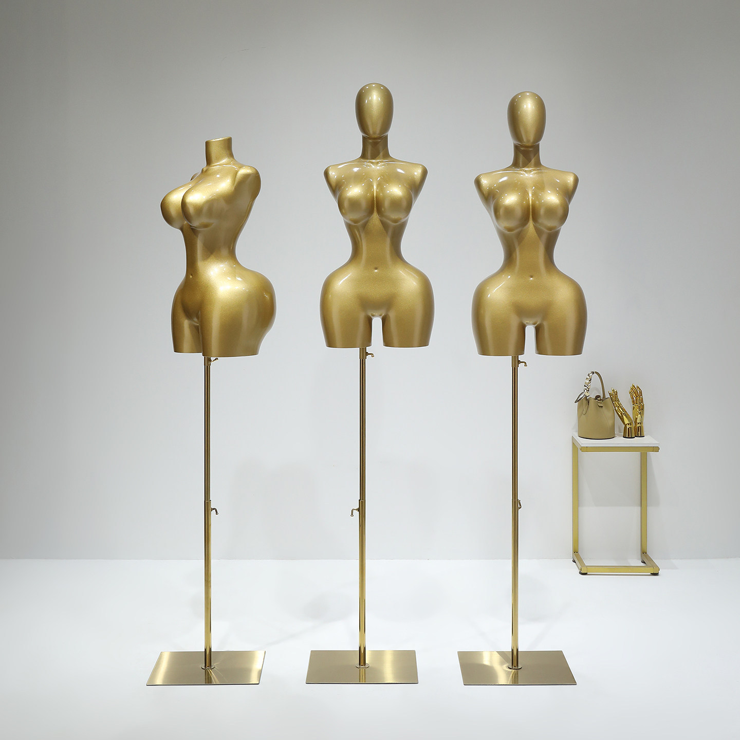 Clothing store, European and American female models, foreign trade export, large size half body display window, mannequin stand, women's clothing model display rack, complete