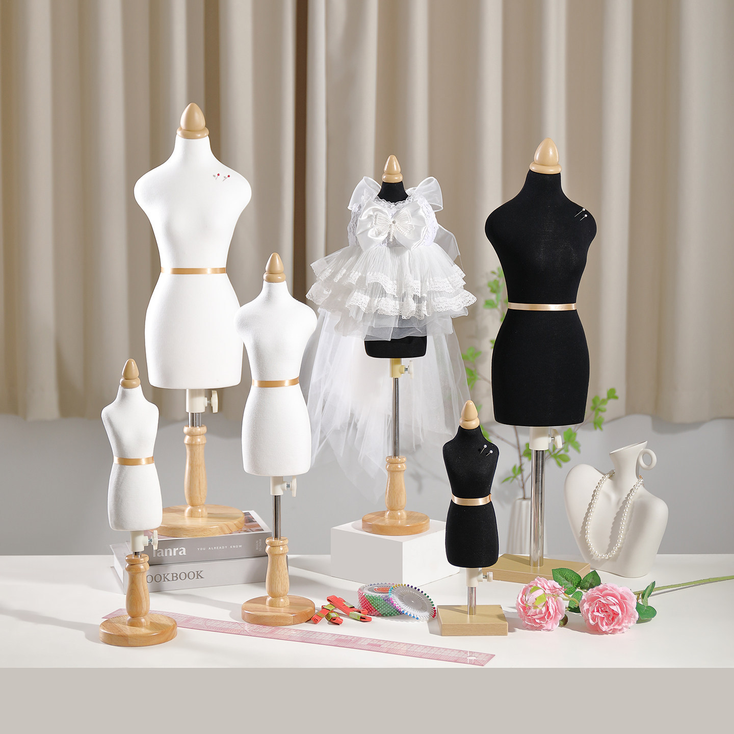 New model props for designing, pattern making, and plate making on a small, three-dimensional cutting platform with insertable pins
