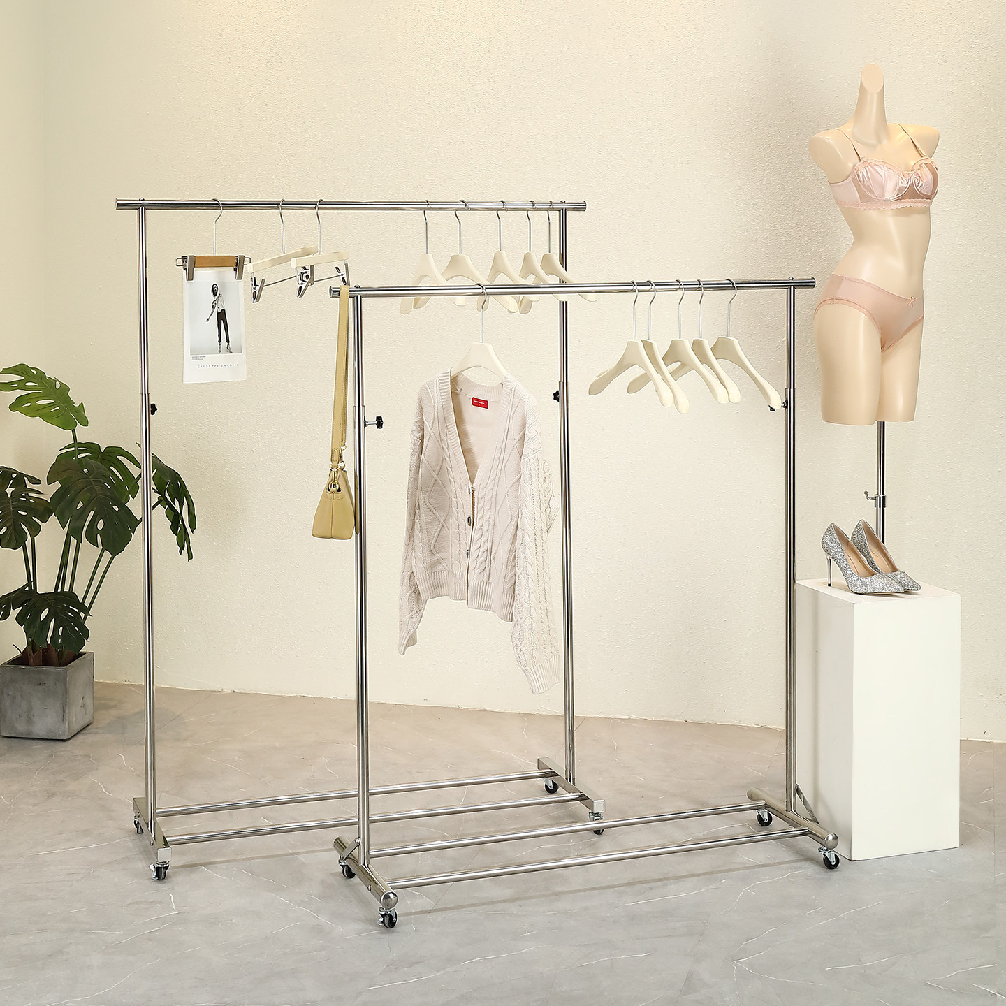 New floor standing clothes rack for home use, bedroom clothes rack for balcony, indoor mobile display rack, dormitory clothes rack, hat rack for drying clothes