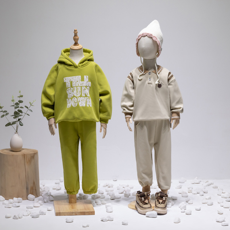 Children's modeling props, male and female children's showcase, half body mannequin, clothing store, children's clothing store, model doll display stand
