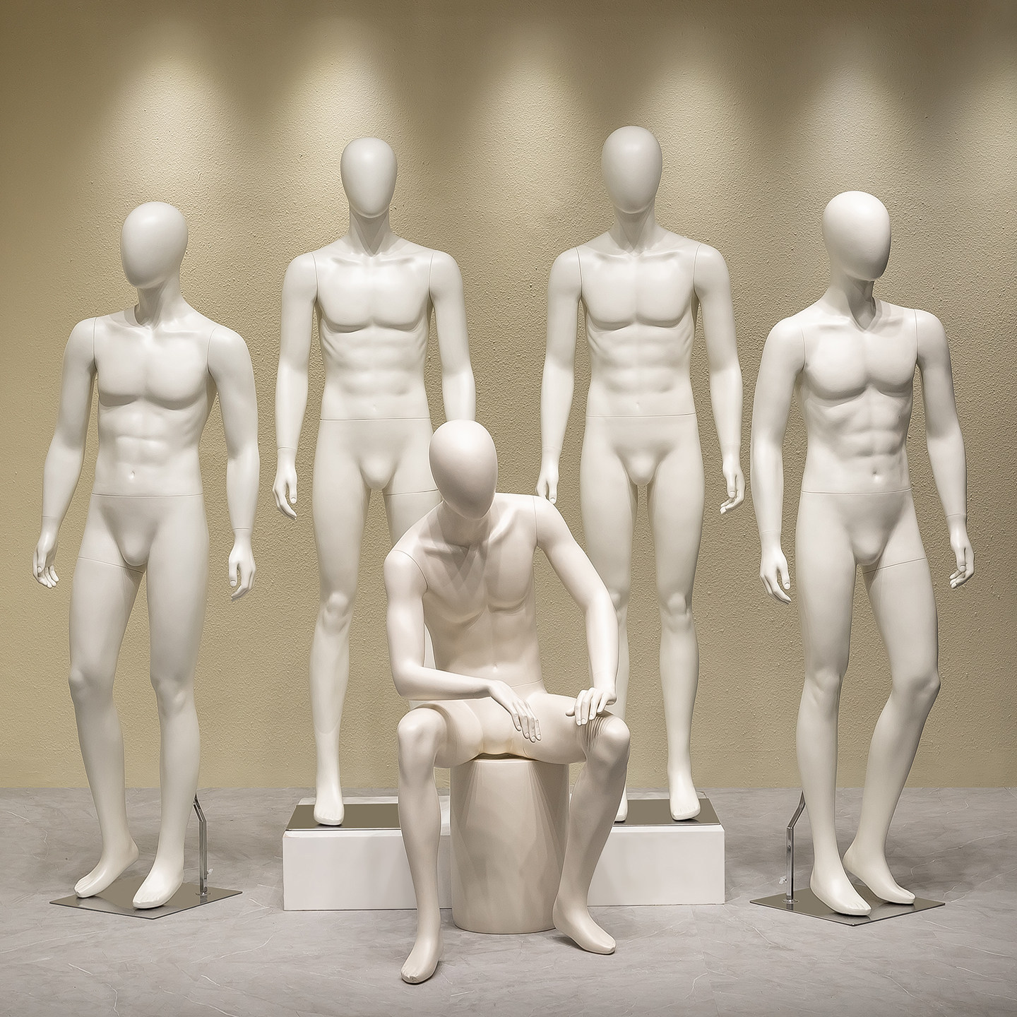 High end matte full body model, men's props, clothing store, stage showcase, fake puppet model, male sitting model display stand
