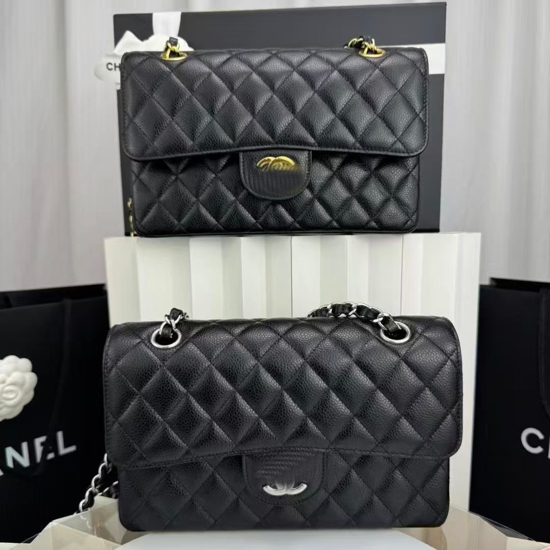 Xiaoxiangfeng CF caviar cowhide flip bag, armpit bag, small square bag, single shoulder crossbody bag, women's bag, diamond grid chain bag