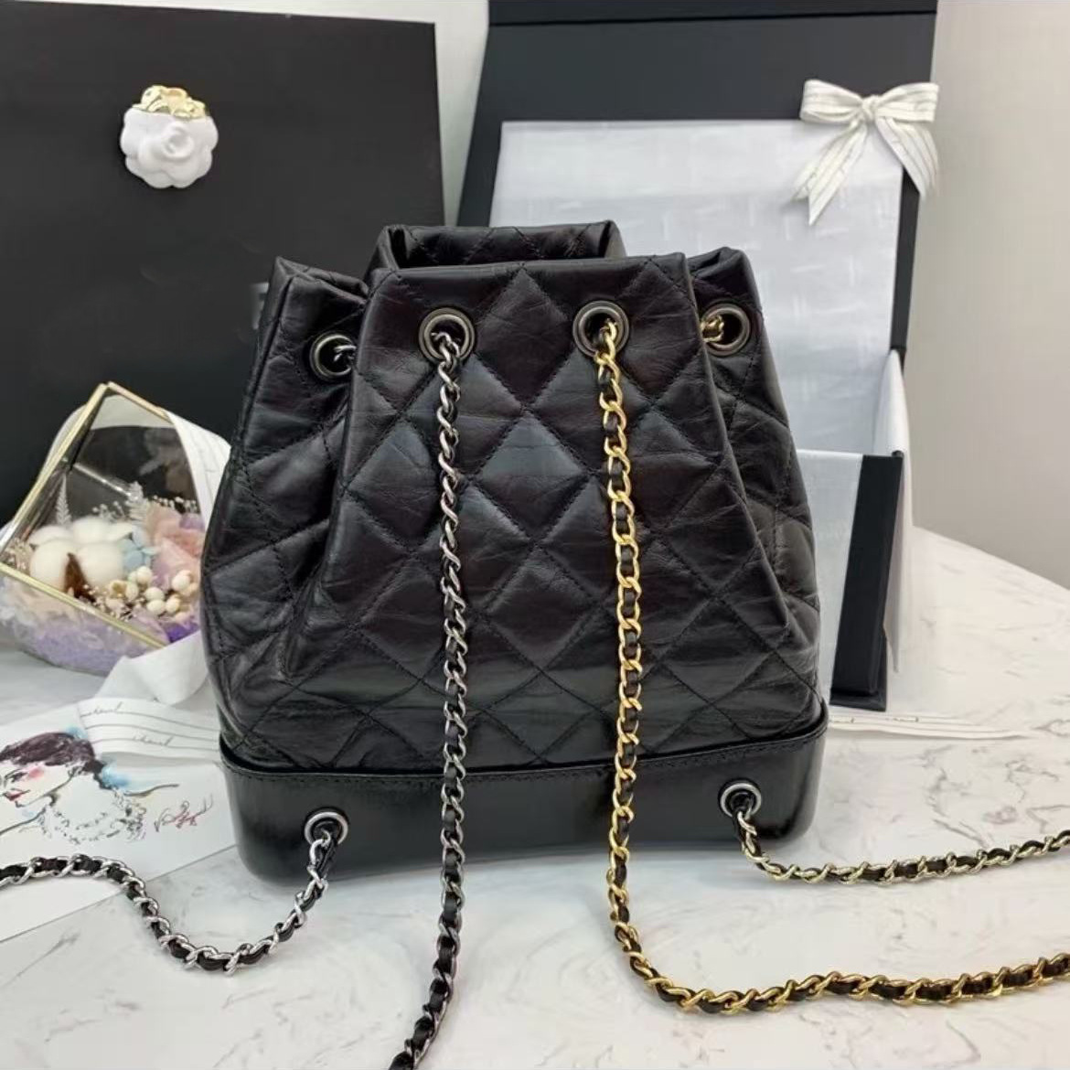 2024 New Genuine Leather Women's Small Fragrant Pattern Backpack, Genuine Leather Single Shoulder Pure Leather Chain Diagonal Cross style Women's Bag Belt, lo