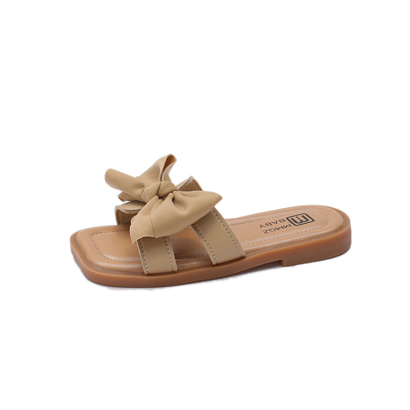 Girls' slippers 2024 summer new Korean version baby bow sandals versatile soft bottom exposed toe sandals for little girls Girls' slippers 2024 summer new Korean version baby bow sandals versatile soft bottom exposed toe sandals for little girls