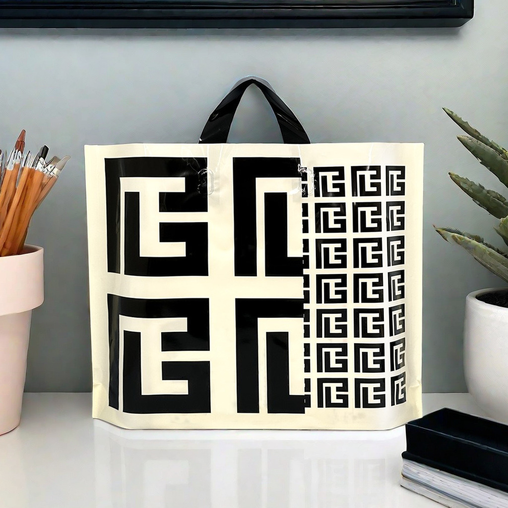 Exquisite handbag, clothing bag, gift bag, cosmetics bag, women's clothing, children's clothing, men's clothing bag, thickened shopping bag, plastic Exquisite handbag, clothing bag, gift bag, cosmetics bag, women's clothing, children's clothing, men's clothing bag, thickened shopping bag, plastic