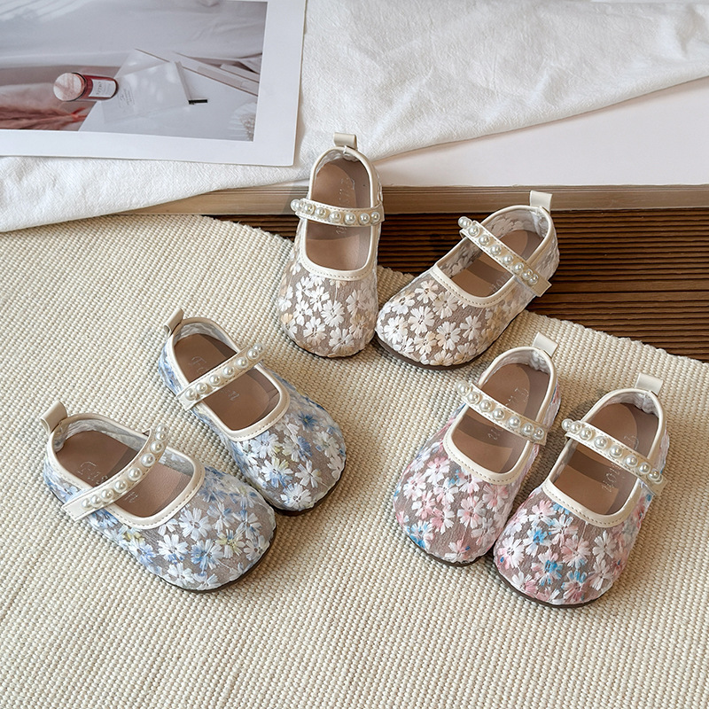 Girls' Sandals 2026 Summer New Collection Girls' Pearl Princess Sandals Girls' Flat Flat Comfortable Fairy Mesh Single Shoes
