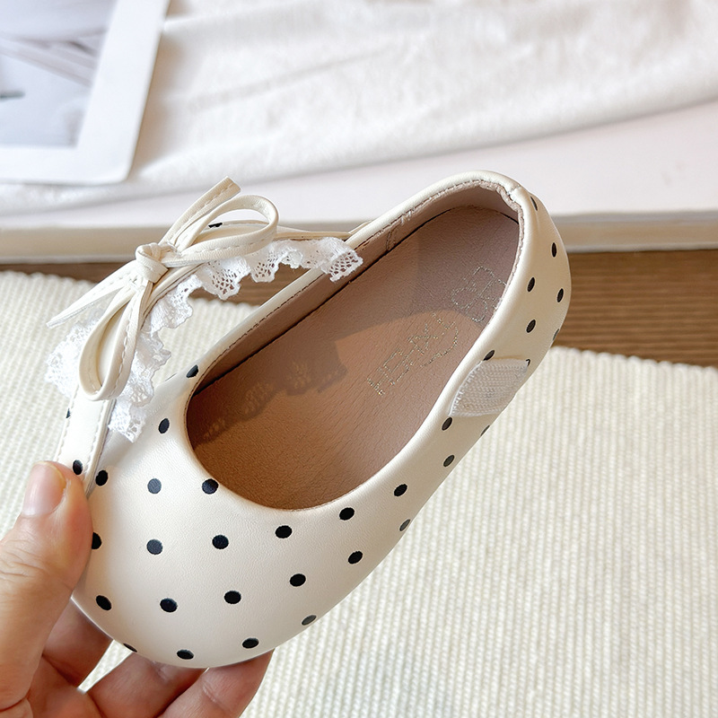 Girls' polka dot princess shoes 2026 spring and autumn soft soled walking shoes Korean version cute little leather shoes baby Mary Zhen shoes Girls' polka dot princess shoes 2026 spring and autumn soft soled walking shoes Korean version cute little leather shoes baby Mary Zhen shoes