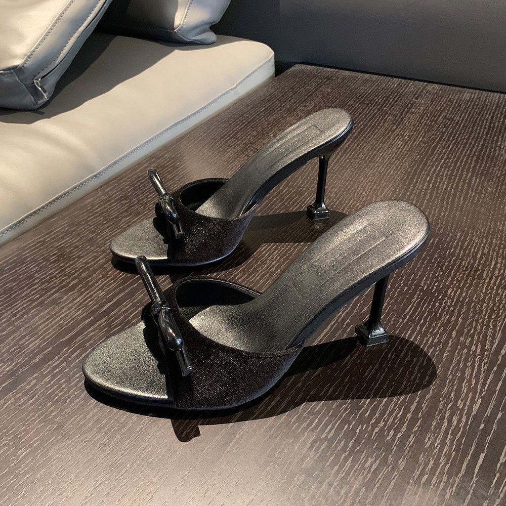 Cool drag women's summer outdoor wear 2025 new one-piece drag fairy fashion bow slippers sandals high heels Cool drag women's summer outdoor wear 2025 new one-piece drag fairy fashion bow slippers sandals high heels