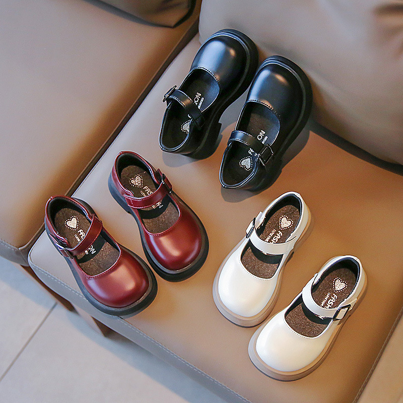 Girls' leather shoes 2024 Spring and Autumn new item, fashionable Korean version princess shoes for little girls, baby soft soled casual children's single shoes