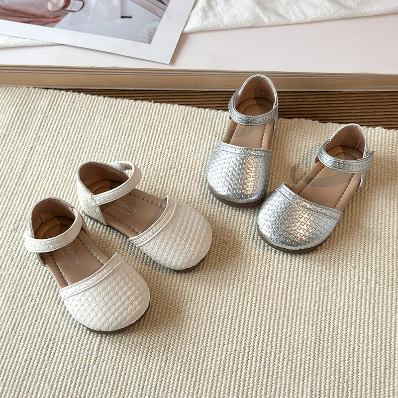 Girls' Sandals 2026 Spring New Retro Knitted Mary Jane Princess Sandals Girls' Soft Bottom Comfortable Casual Sandals