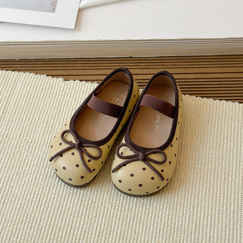 Girls' polka dot leather shoes 2026 spring new style children's Mary Jane shoes versatile shallow mouth single shoes for baby girls princess shoes Girls' polka dot leather shoes 2026 spring new style children's Mary Jane shoes versatile shallow mouth single shoes for baby girls princess shoes