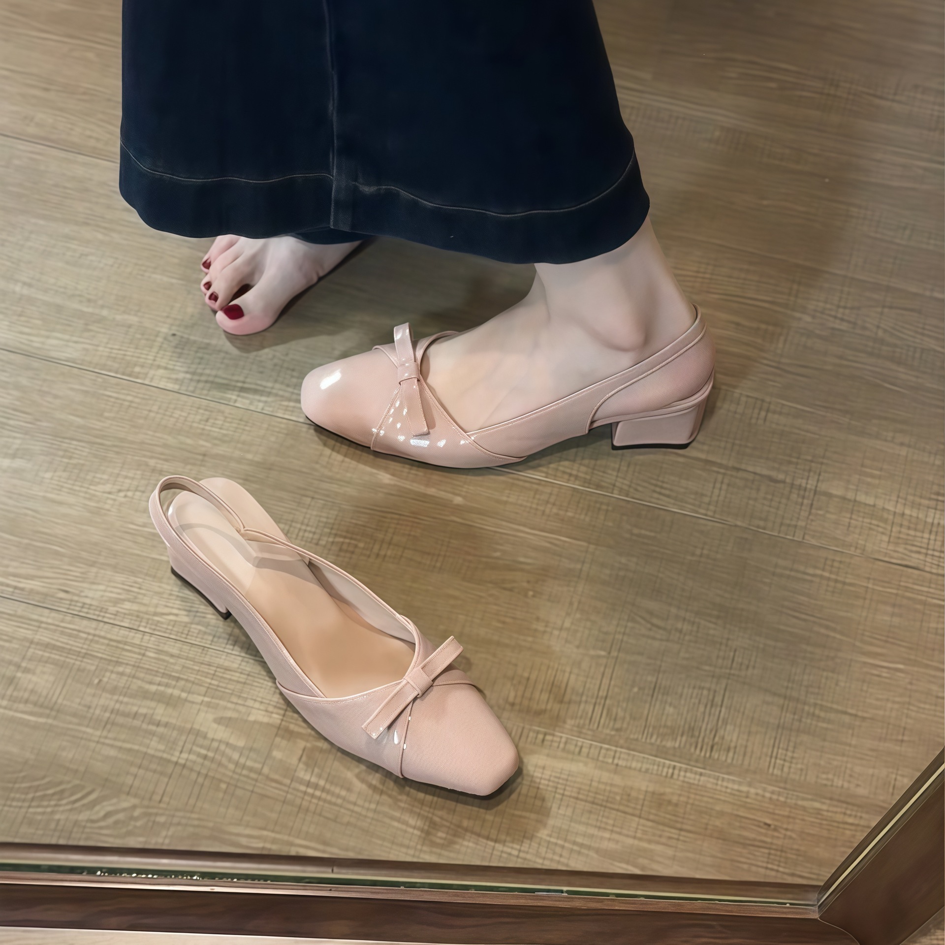 First Encounter Season French Style Gentle Temperament Evening Shoes Women's Head Look Thin Butterfly Knot Sweet Rear Tripping Strap Baotou Sandals First Encounter Season French Style Gentle Temperament Evening Shoes Women's Head Look Thin Butterfly Knot Sweet Rear Tripping Strap Baotou Sandals
