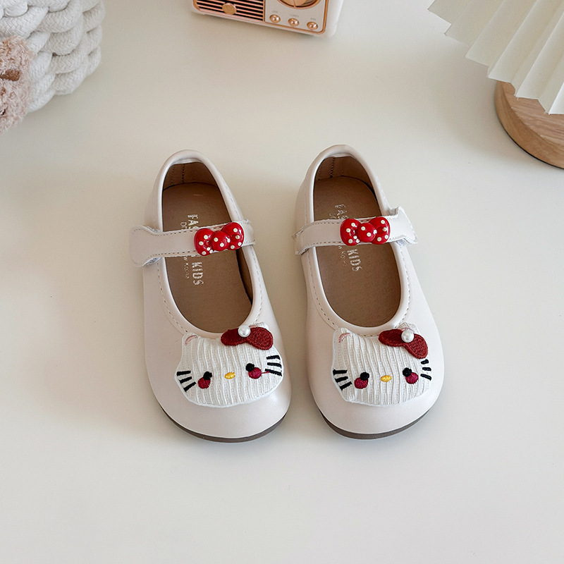 Girls' Little Leather Shoes 2026 Spring and Autumn New Style Little Girls' Fashion Korean Edition Cartoon Princess Shoes Middle Children's Soft soled Single Shoes Girls' Little Leather Shoes 2026 Spring and Autumn New Style Little Girls' Fashion Korean Edition Cartoon Princess Shoes Middle Children's Soft soled Single Shoes