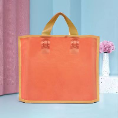 Cross border gift bags, shopping bags, new hand-held clothing, plastic makeup bags for women's clothing, children's clothing bags, shoe washing bags Cross border gift bags, shopping bags, new hand-held clothing, plastic makeup bags for women's clothing, children's clothing bags, shoe washing bags
