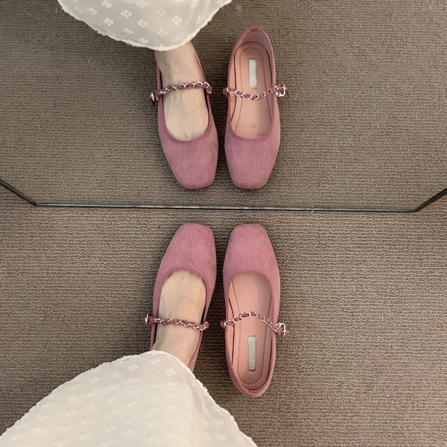 French pink chain gentle Mary Jane single shoe women 2024 spring and autumn dress ballet temperament evening shoes