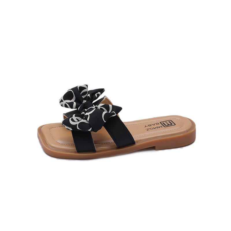 Girls' slippers 2024 summer new item, fashionable princess style cool slippers for little girls, children's soft soled butterfly bow anti slip slippers Girls' slippers 2024 summer new item, fashionable princess style cool slippers for little girls, children's soft soled butterfly bow anti slip slippers