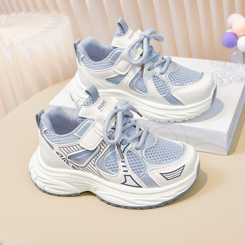 Girls' sports shoes 2026 spring new fashionable, versatile, comfortable, height increasing casual shoes for elementary school students, soft soled sports shoes Girls' sports shoes 2026 spring new fashionable, versatile, comfortable, height increasing casual shoes for elementary school students, soft soled sports shoes