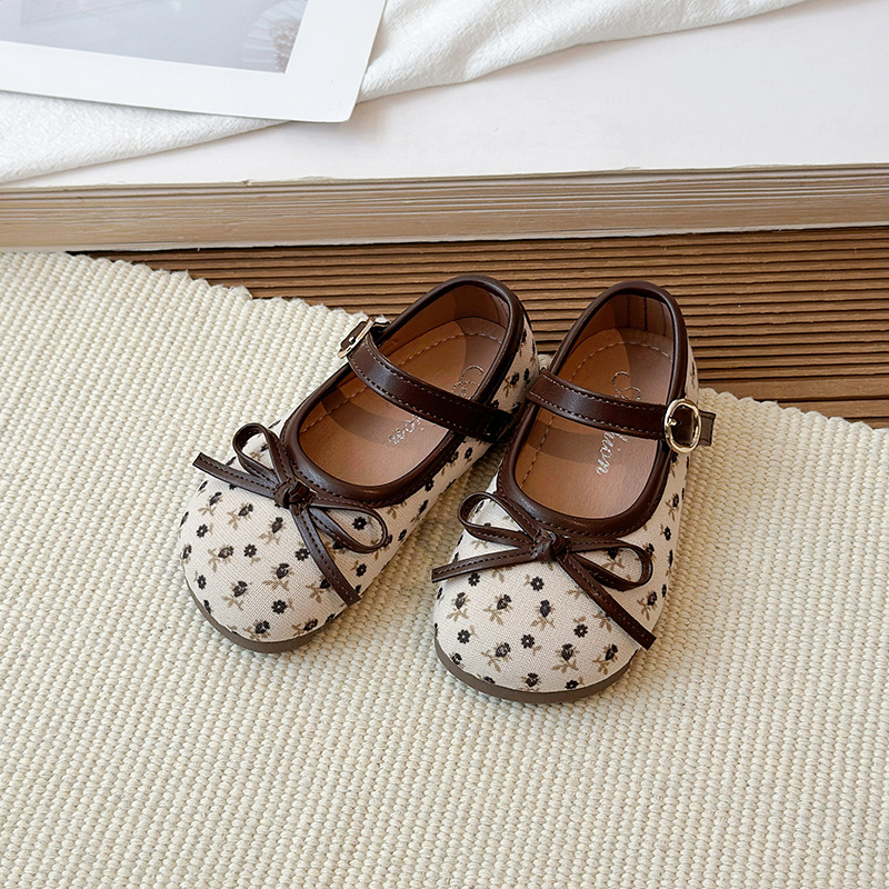 Girls' Bean Shoes 2026 Spring New Style Baby Fashion Little Fragrant Leather Shoes Children's Mary Jane Soft soled Single Shoes Girls' Bean Shoes 2026 Spring New Style Baby Fashion Little Fragrant Leather Shoes Children's Mary Jane Soft soled Single Shoes