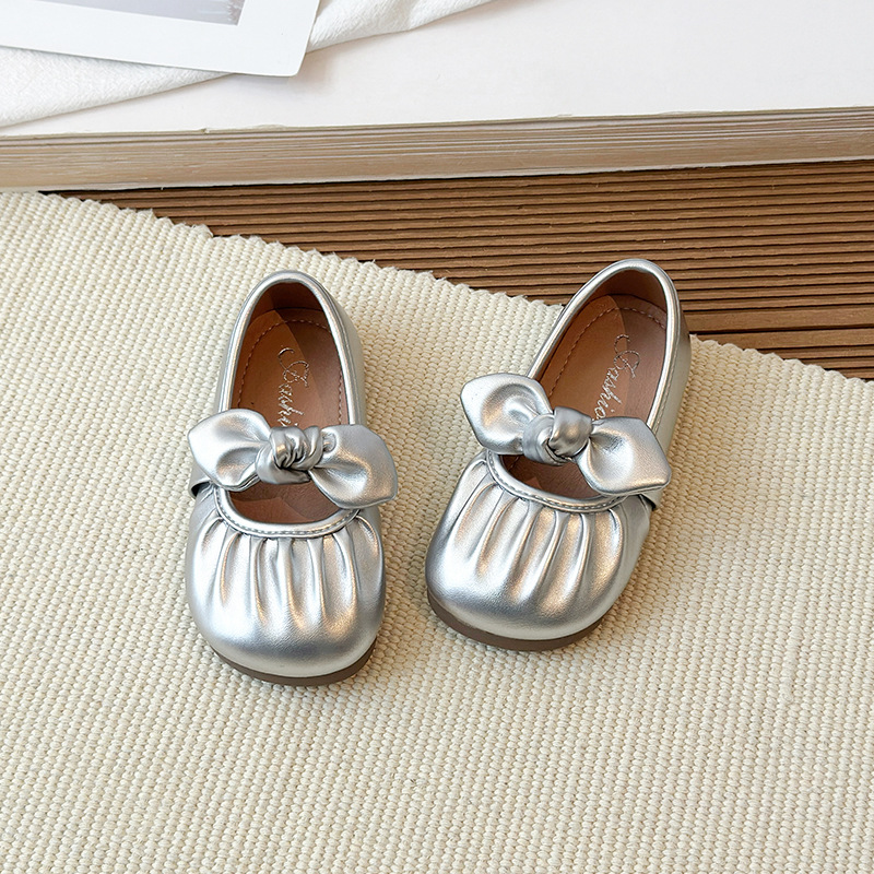 2026 Spring and Autumn New Women's Baby Bow Leather Shoes Mary Jane Princess Shoes Little Girls Soft soled Dance Children's Single Shoes 2026 Spring and Autumn New Women's Baby Bow Leather Shoes Mary Jane Princess Shoes Little Girls Soft soled Dance Children's Single Shoes