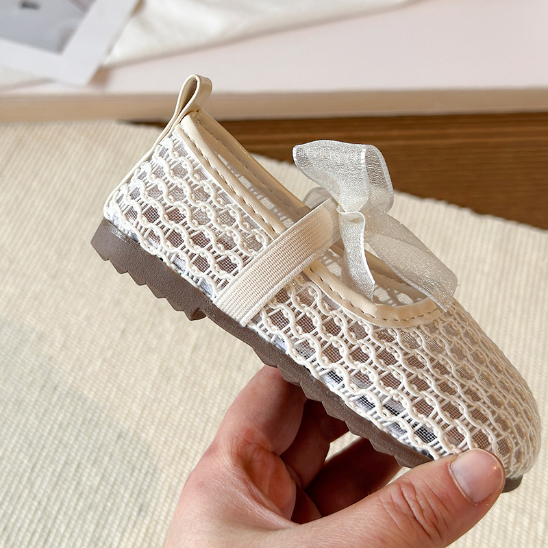 Children's Sandals 2026 Spring/Summer New Collection: Little Girls' Bow Princess Sandals Korean Edition Fashion Knitted Girls' Mesh Shoes Children's Sandals 2026 Spring/Summer New Collection: Little Girls' Bow Princess Sandals Korean Edition Fashion Knitted Girls' Mesh Shoes
