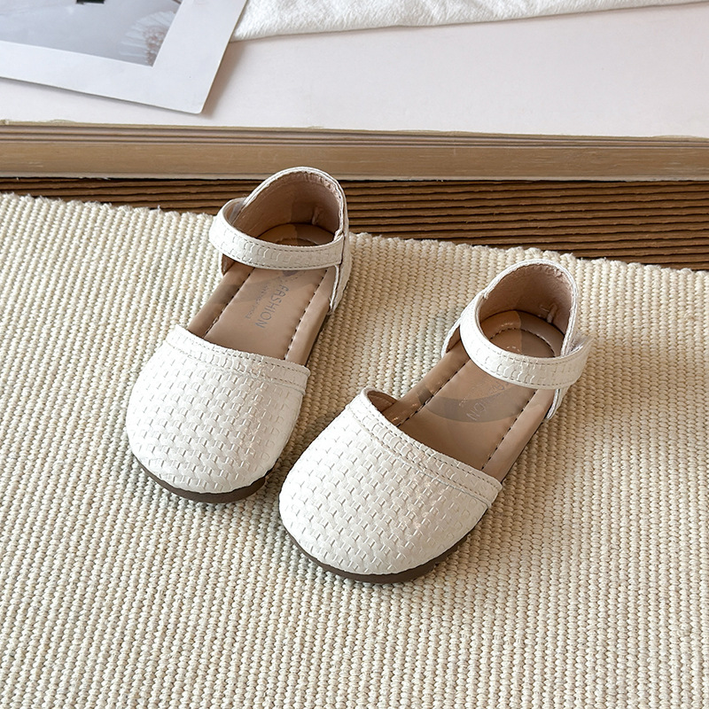Girls' Sandals 2026 Spring New Retro Knitted Mary Jane Princess Sandals Girls' Soft Bottom Comfortable Casual Sandals Girls' Sandals 2026 Spring New Retro Knitted Mary Jane Princess Sandals Girls' Soft Bottom Comfortable Casual Sandals