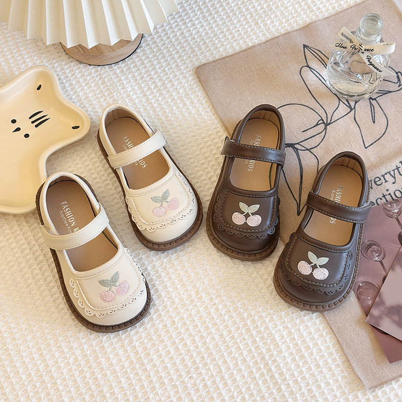 Girls' leather shoes 2025 Spring and Autumn new children's princess shoes soft soled little girls' bean shoes baby Chinese style walking shoes