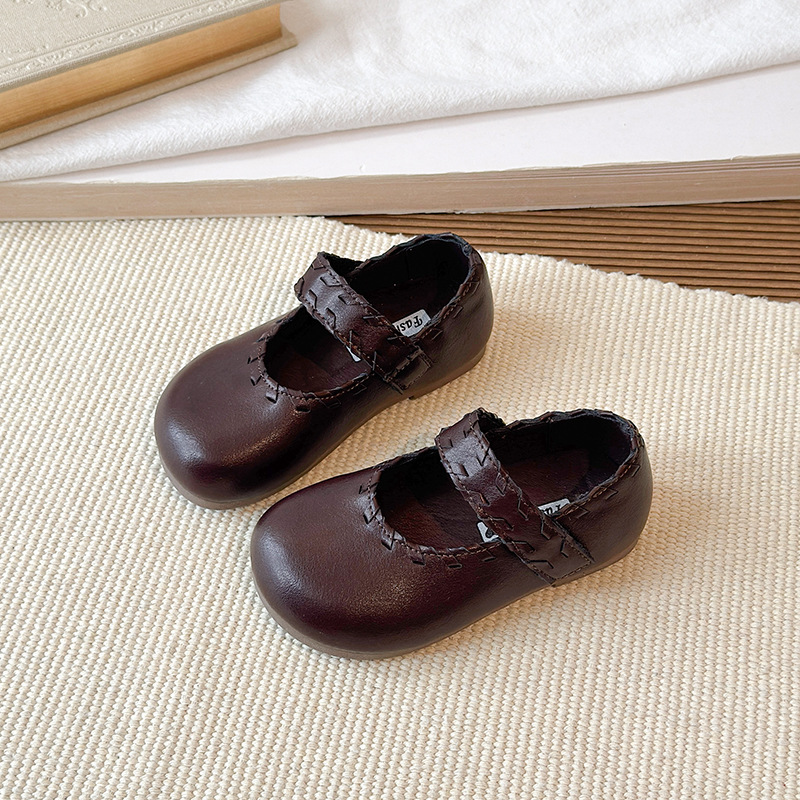 Children's Little Leather Shoes Spring 2026 New Style for Little Girls Fashion Retro Temperament Single Shoes Versatile Flat Princess Shoes Children's Little Leather Shoes Spring 2026 New Style for Little Girls Fashion Retro Temperament Single Shoes Versatile Flat Princess Shoes