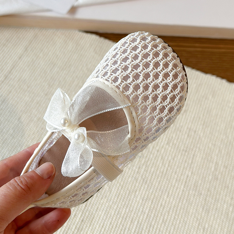 Children's Sandals 2026 Spring/Summer New Collection: Little Girls' Bow Princess Sandals Korean Edition Fashion Knitted Girls' Mesh Shoes Children's Sandals 2026 Spring/Summer New Collection: Little Girls' Bow Princess Sandals Korean Edition Fashion Knitted Girls' Mesh Shoes