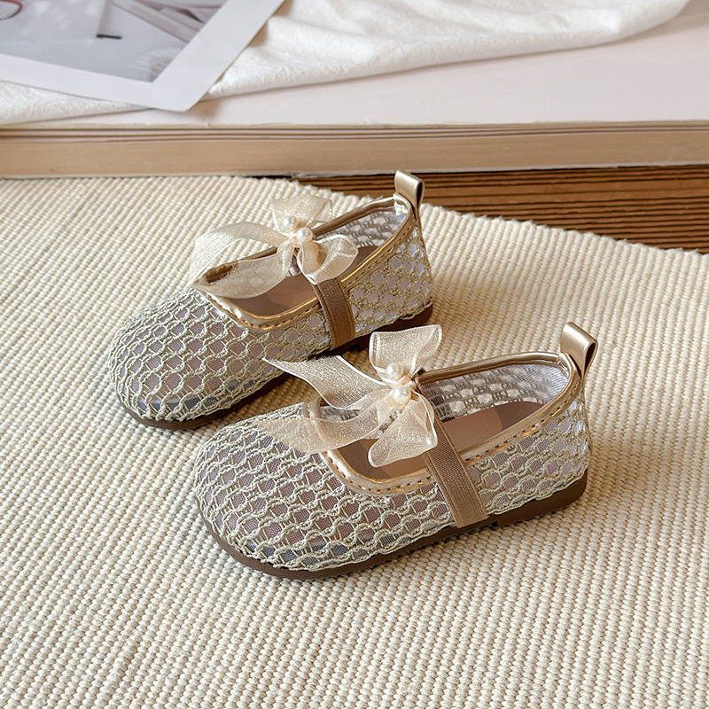 Children's Sandals 2026 Spring/Summer New Collection: Little Girls' Bow Princess Sandals Korean Edition Fashion Knitted Girls' Mesh Shoes Children's Sandals 2026 Spring/Summer New Collection: Little Girls' Bow Princess Sandals Korean Edition Fashion Knitted Girls' Mesh Shoes