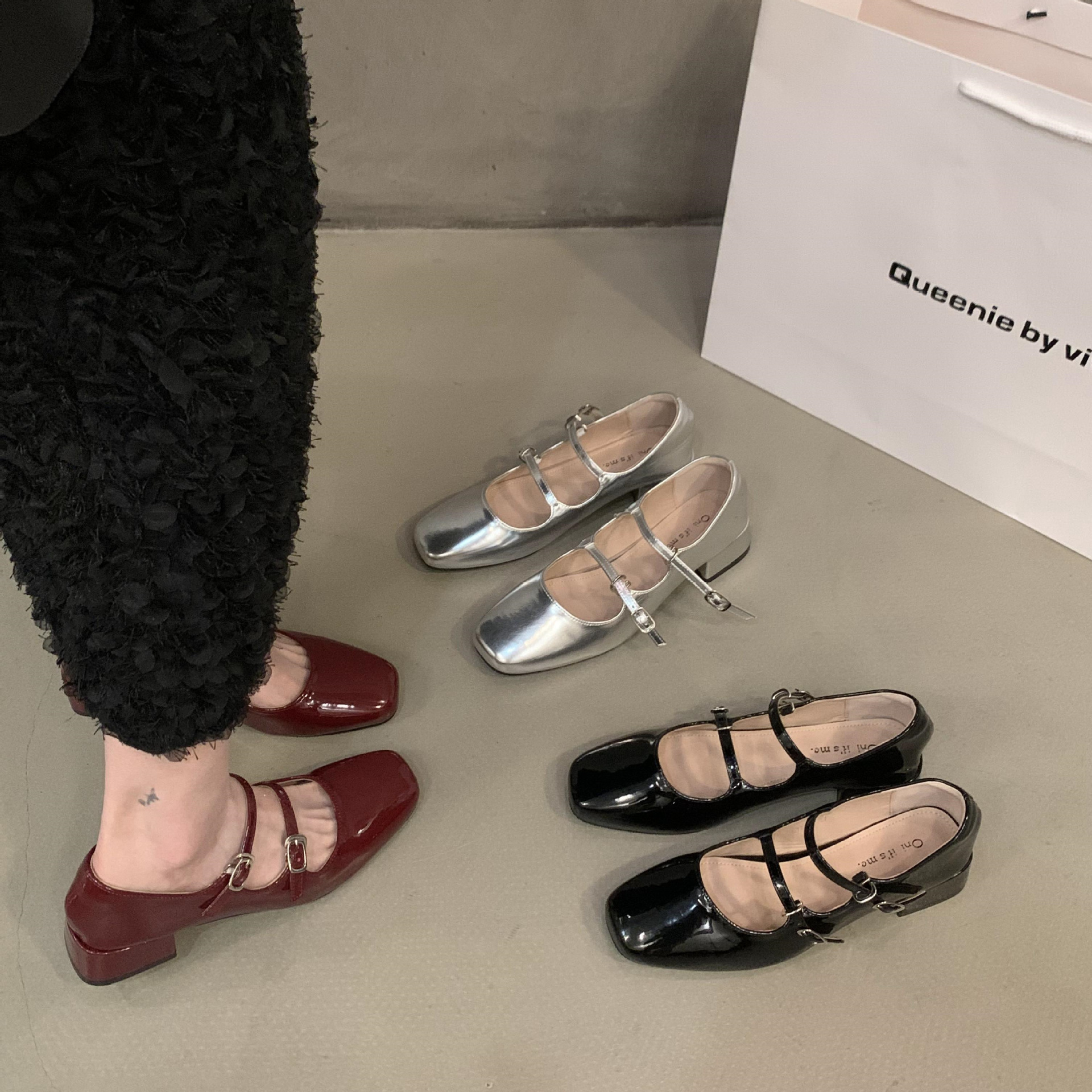 Thick heeled red Mary Jane small leather shoes for women, 2023 new summer French evening black spring and autumn single shoes